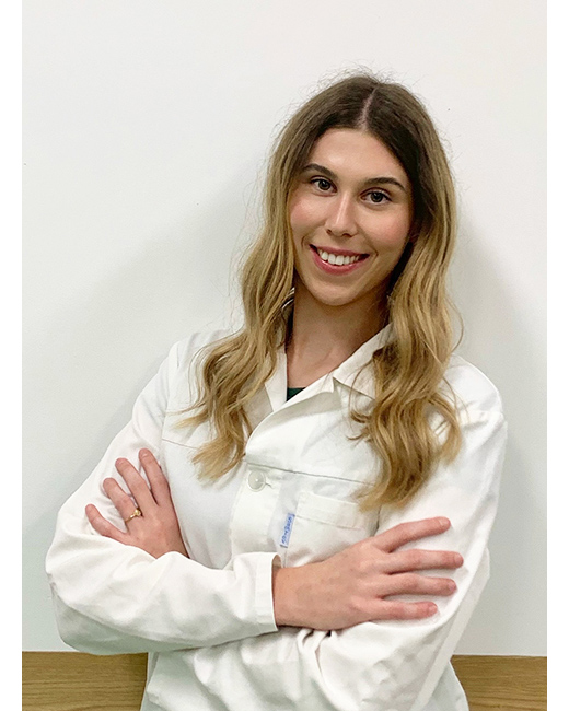 Lukács Sára - gyógytornász-fizikoterapeuta